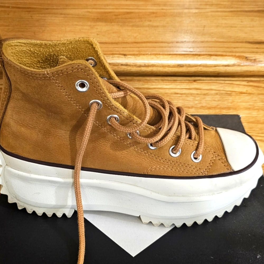 Converse Run Star Platform, Wheat, Worn  High-Top Suede M Sz 5  W 6.5 Sneakers